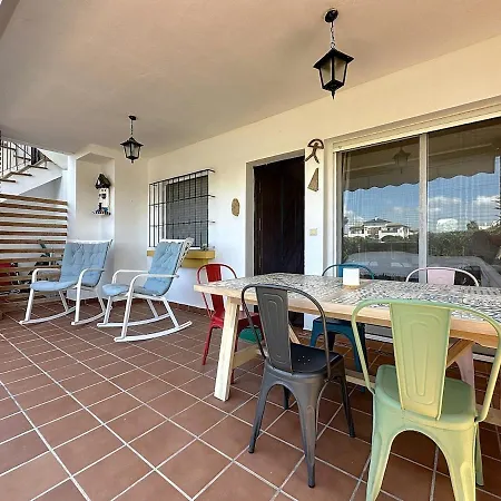 Vvr Bajo 3 Con Jardin Y Piscinas